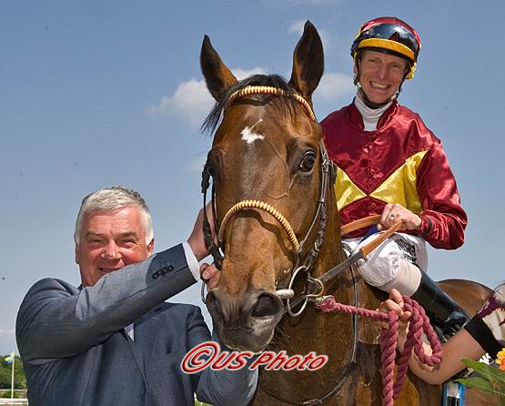 Klassisk sejr til Cantenac i Dansk Guineas 2000, maj 2011, med jockey Jacob Johansen. Foto US Photo
