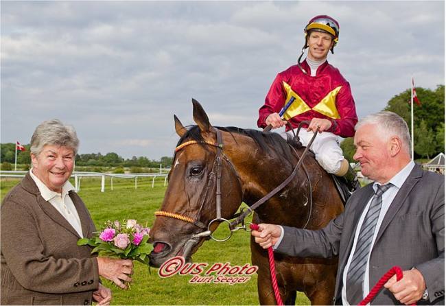 Cantenac efter sejren i Dansk Breeders Cup 2012