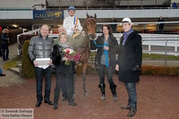 Marc Elsborg (yderst til højre) med familie, Täby 21. nov. 2010 Marc Elsborg (yderst til højre) med familie, Täby 21. nov. 2010