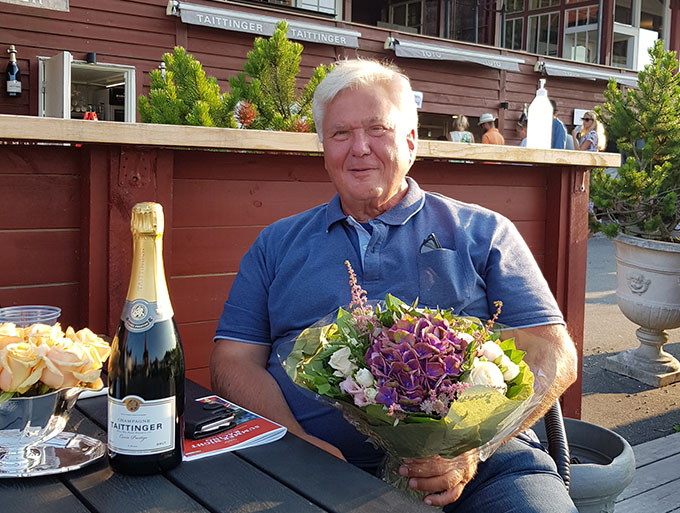 Tillykke til Ole Torkdahl med en velfortjent sejr til 2-årige Orkanen Torkdahl i prestigeløbet Stutteri Hjortebo Produce Stakes, lørdag den 24. juli 2021.  Foto: Ole Henrik Sørensen